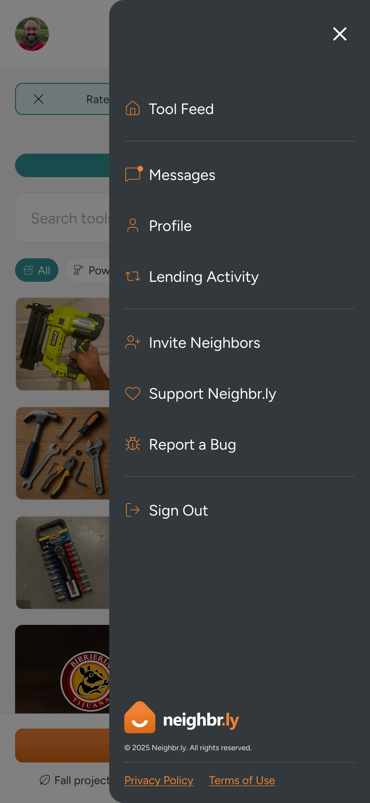 Navigation showing an unread-message notification beside Messages